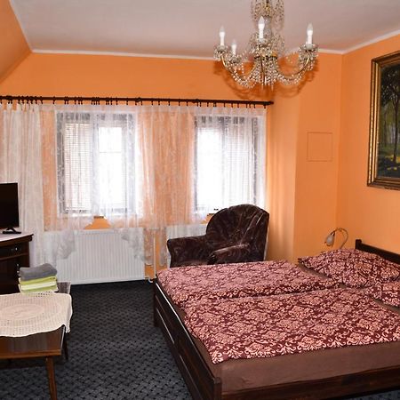 Penzion Dřevěnka Osecna Exterior foto