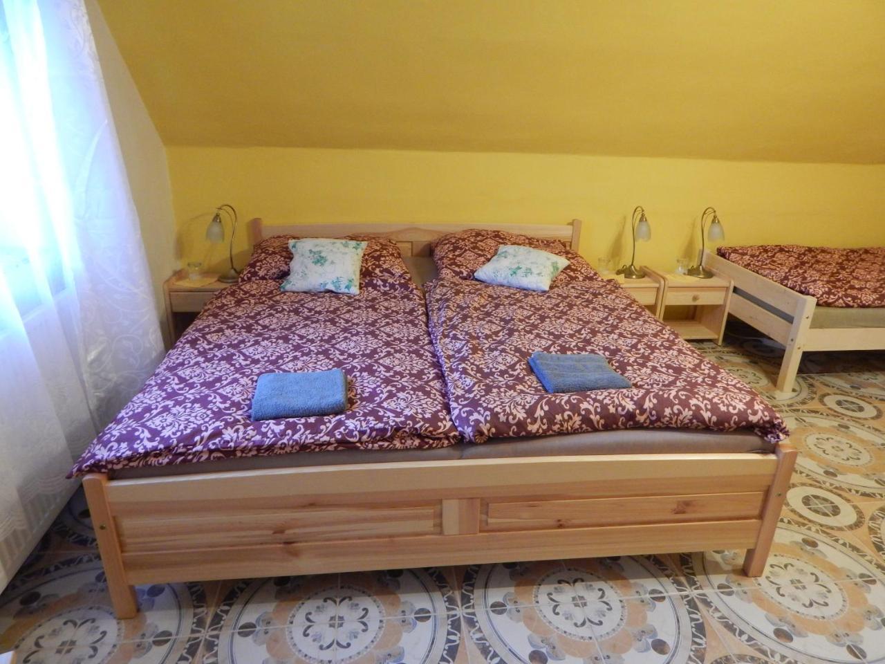 Penzion Dřevěnka Osecna Exterior foto